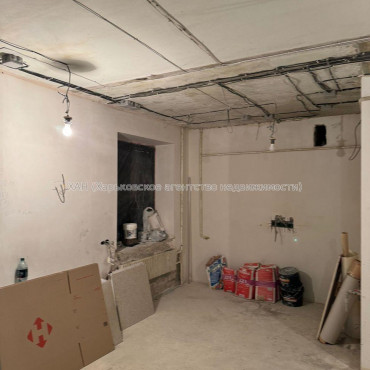 Продам квартиру, Гончаровский бул. , 1  ком., 38 м², частичный ремонт 