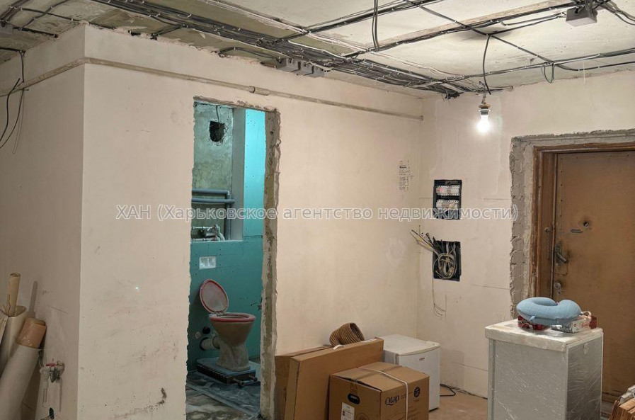 Продам квартиру, Гончаровский бул. , 1  ком., 38 м², частичный ремонт 