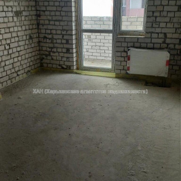 Продам квартиру, Шевченковский пер. , 1  ком., 41.80 м², без внутренних работ 