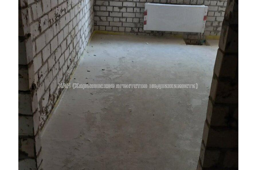 Продам квартиру, Шевченковский пер. , 1  ком., 41.80 м², без внутренних работ 