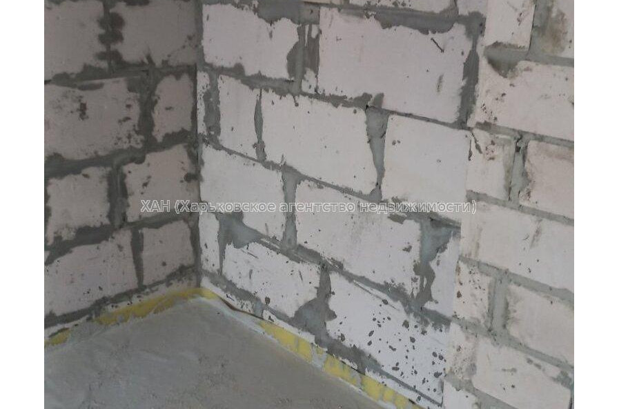 Продам квартиру, Шевченковский пер. , 1  ком., 41.80 м², без внутренних работ 