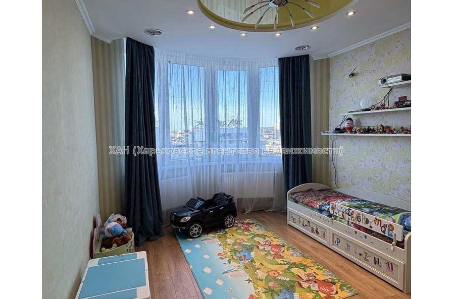 Продам квартиру, Отакара Яроша пер. , 2  ком., 73 м², евроремонт 