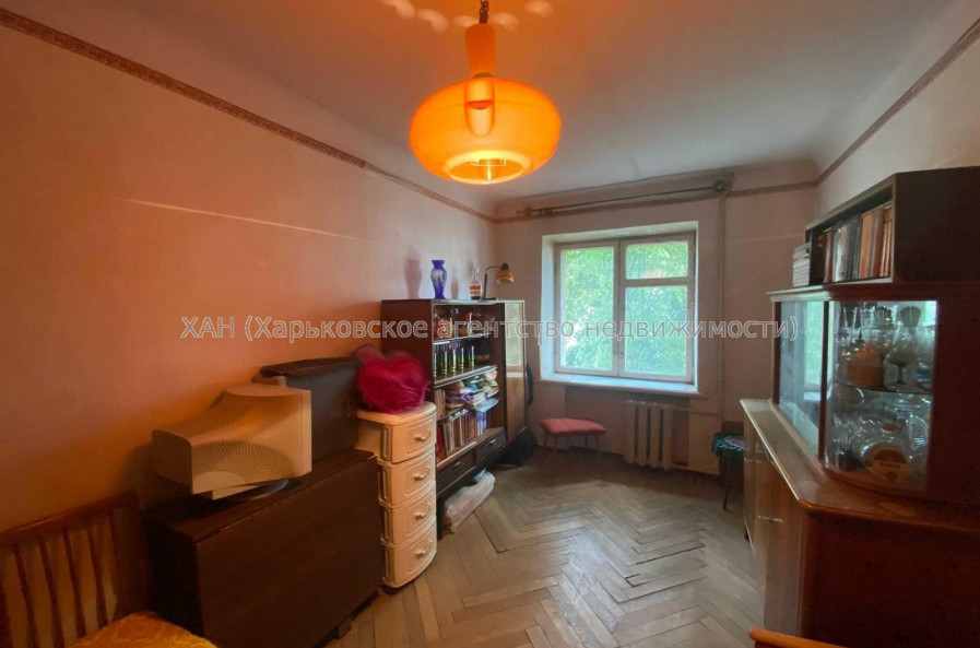 Продам квартиру, Шекспира пер. , 3 , 2 кім., 42.40 м², советский ремонт 