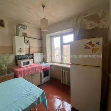 Продам квартиру, Шекспира пер. , 3 , 2 кім., 42.40 м², советский ремонт 