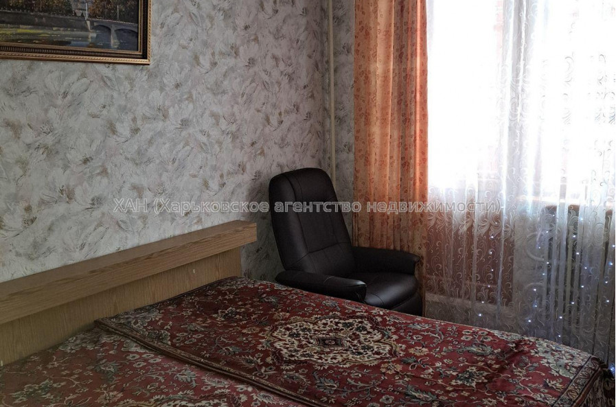 Продам квартиру, Ахсарова Энвера ул. , 3 кім., 67.50 м², косметический ремонт 