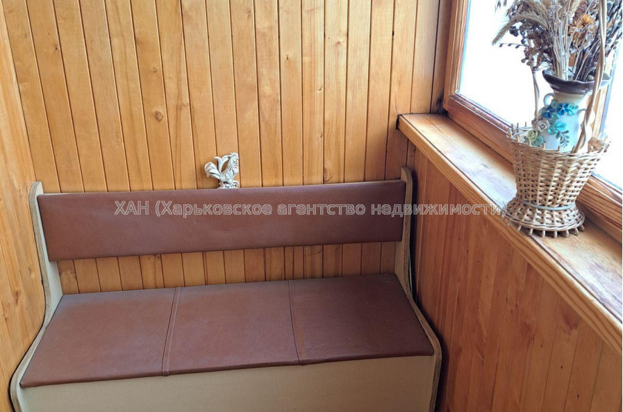 Продам квартиру, Ахсарова Энвера ул. , 3 кім., 67.50 м², косметический ремонт 