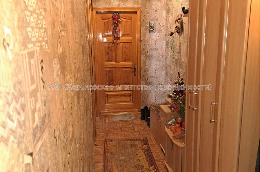 Продам квартиру, Ахсарова Энвера ул. , 3 кім., 67.50 м², косметический ремонт 