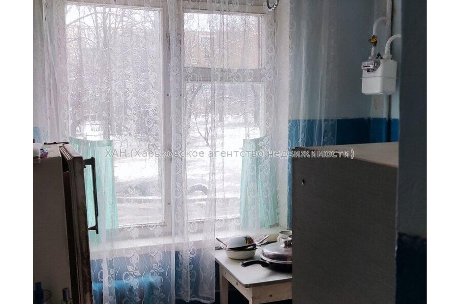 Продам квартиру, Каденюка ул. , 1  ком., 30.60 м², косметический ремонт 