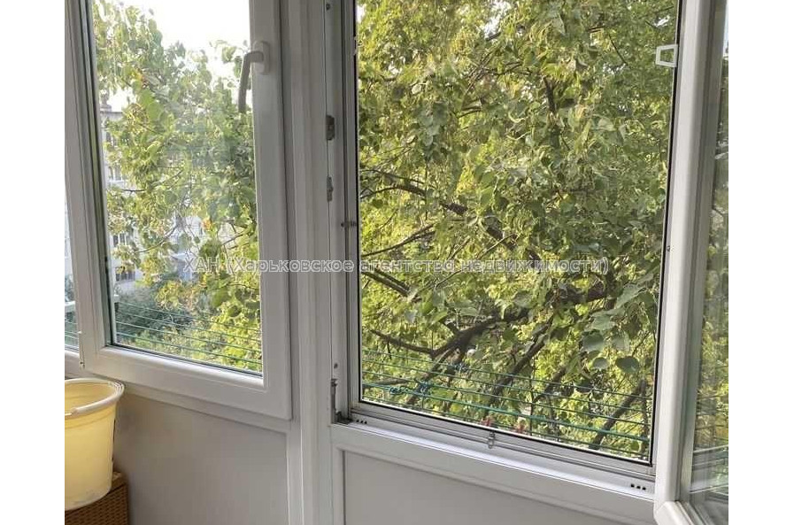 Продам квартиру, Владислава Зубенко ул. , 2 кім., 45 м², советский ремонт 