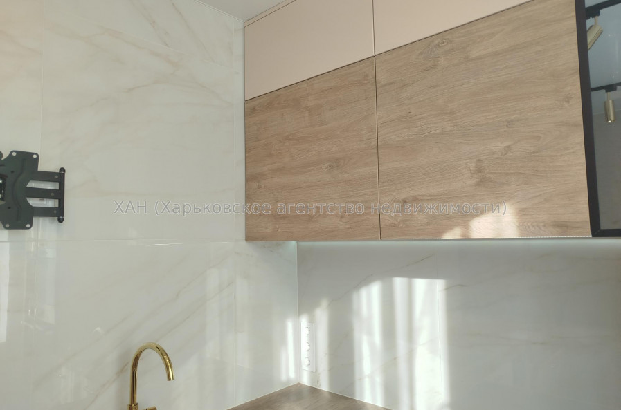 Продам квартиру, Непокоренных ул. , 3 кім., 64 м², евроремонт 