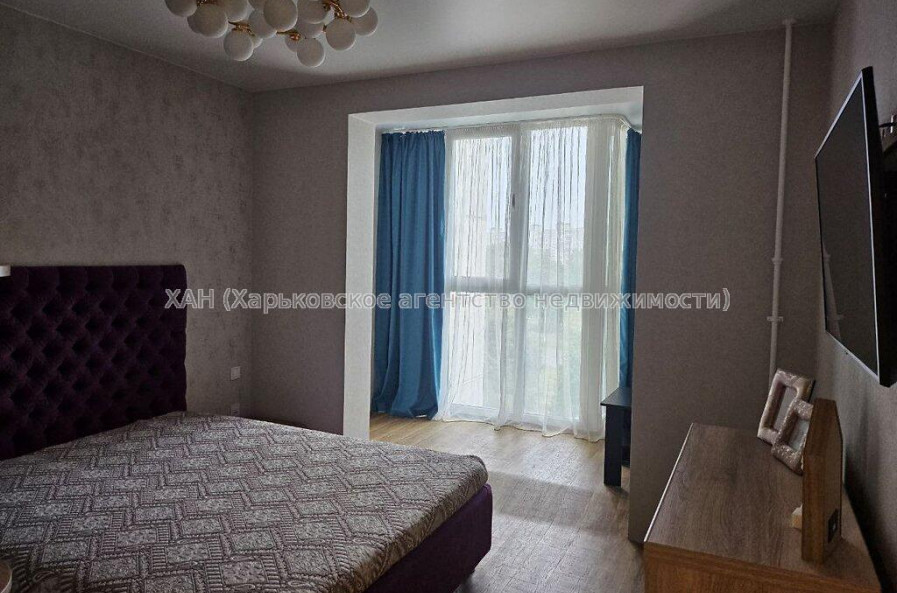 Продам квартиру, Непокоренных ул. , 3 кім., 64 м², евроремонт 