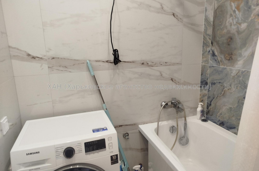 Продам квартиру, Непокоренных ул. , 3 кім., 64 м², евроремонт 