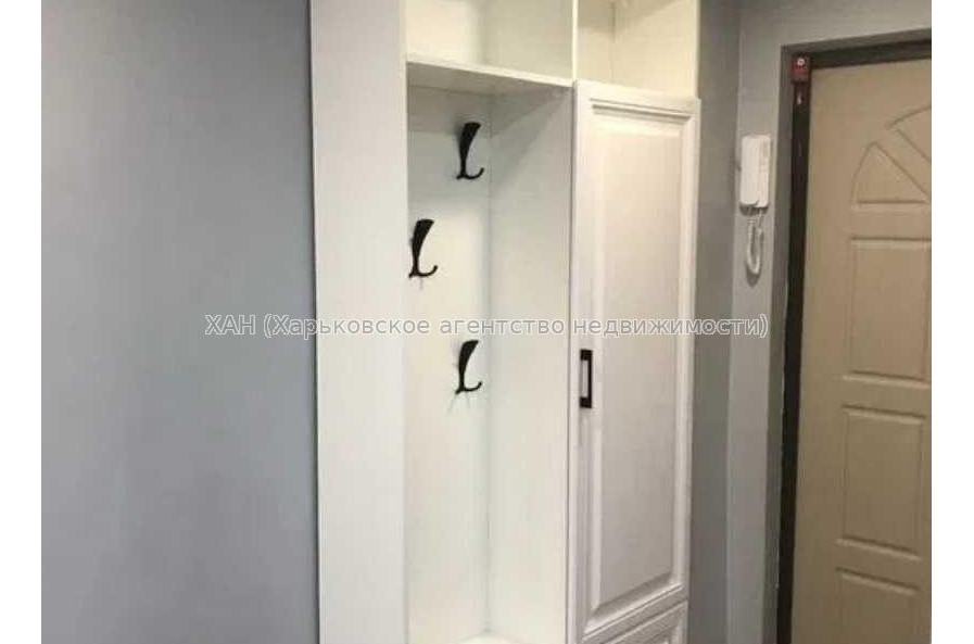 Продам квартиру, Валентиновская ул. , 3 кім., 67.30 м², авторский дизайн 