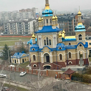 Продам квартиру, Валентиновская ул. , 3 кім., 67.30 м², авторский дизайн 