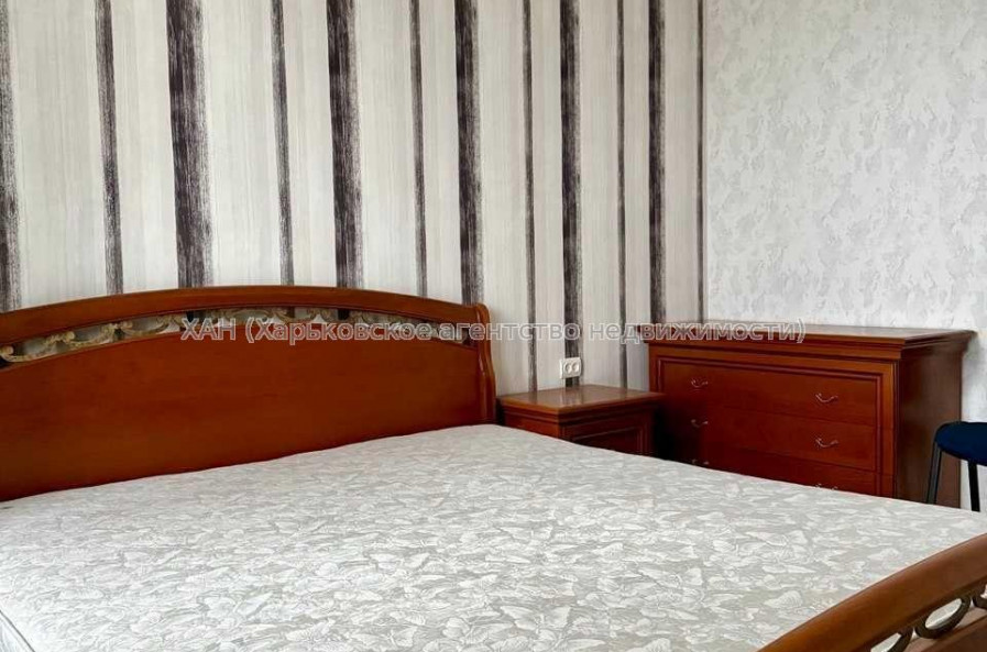 Продам квартиру, Валентиновская ул. , 3 кім., 67.30 м², авторский дизайн 