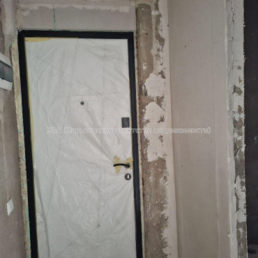 Продам квартиру, Каденюка ул. , 1 кім., 30 м², без отделочных работ 