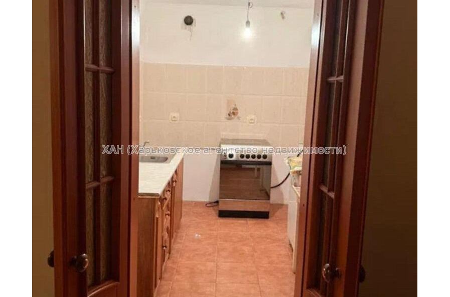 Продам квартиру, Валентиновская ул. , 3  ком., 65 м², косметический ремонт 