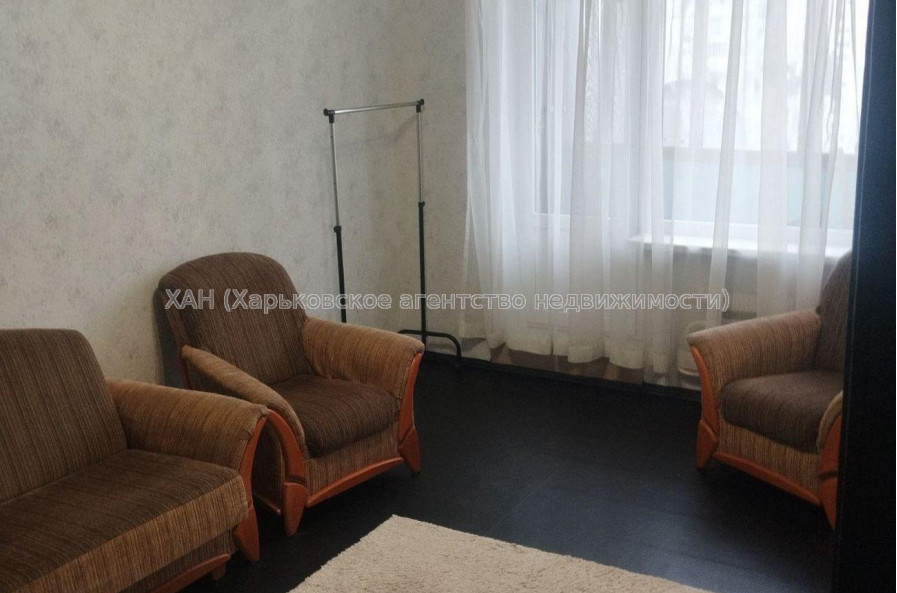 Продам квартиру, Валентиновская ул. , 1  ком., 33 м², косметический ремонт 