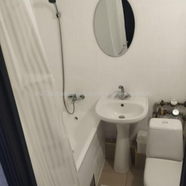 Продам квартиру, Валентиновская ул. , 1  ком., 33 м², косметический ремонт 