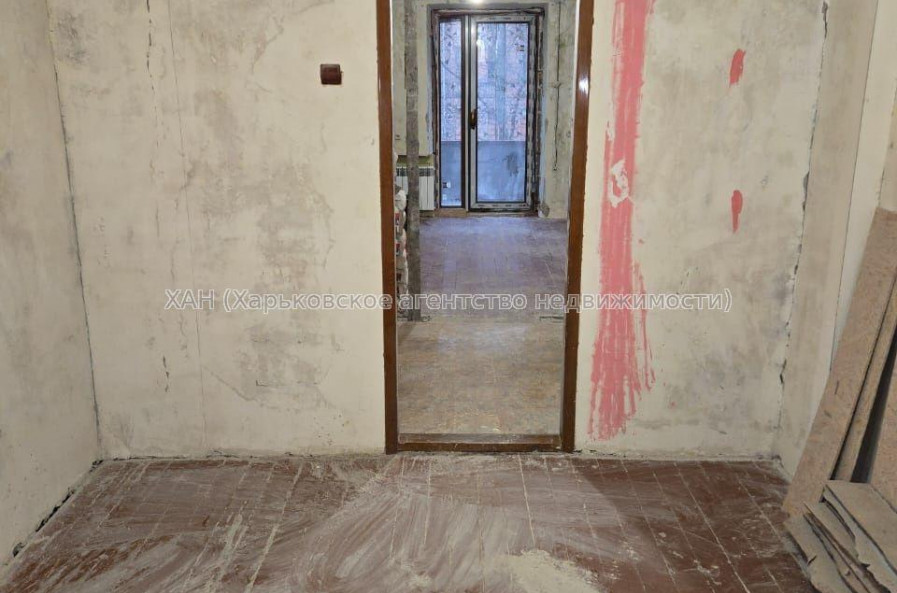 Продам квартиру, Клочковская ул. , 3  ком., 84 м², без отделочных работ 