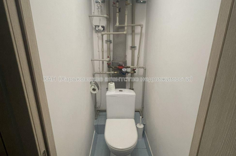 Продам квартиру, Победы просп. , 1 кім., 34 м², евроремонт 