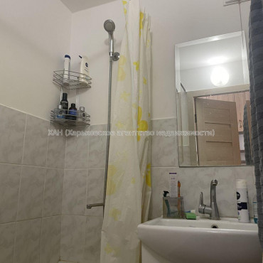 Продам квартиру, Победы просп. , 1 кім., 34 м², евроремонт 