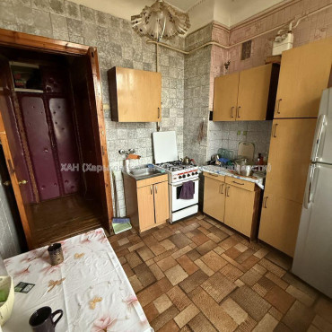 Продам квартиру, Кацарская ул. , 2 кім., 55 м², советский ремонт 