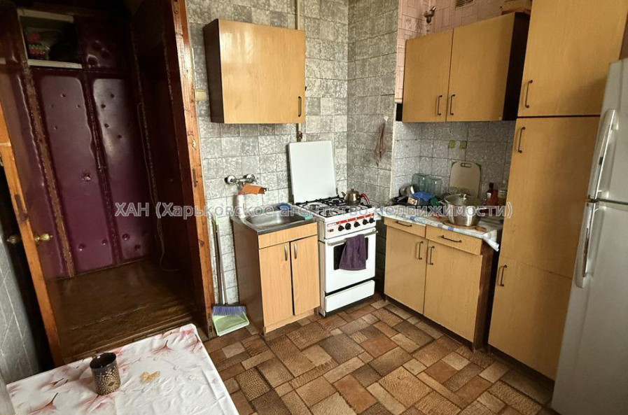 Продам квартиру, Кацарская ул. , 2 кім., 55 м², советский ремонт 