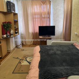 Продам квартиру, Кацарская ул. , 2 кім., 55 м², советский ремонт