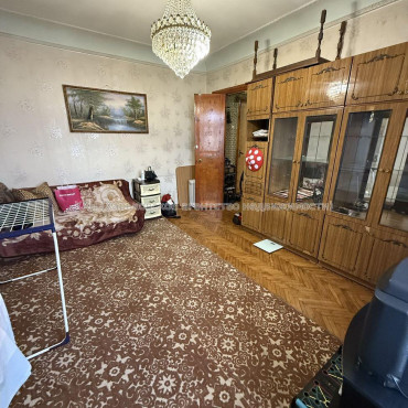 Продам квартиру, Кацарская ул. , 2 кім., 55 м², советский ремонт 