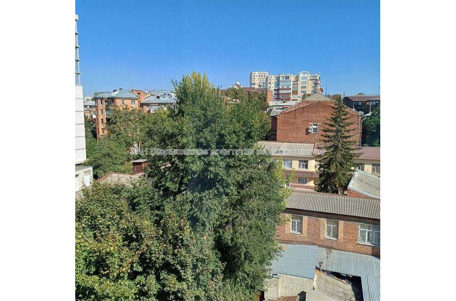 Продам квартиру, Свободы ул. , 1  ком., 60 м², косметический ремонт 