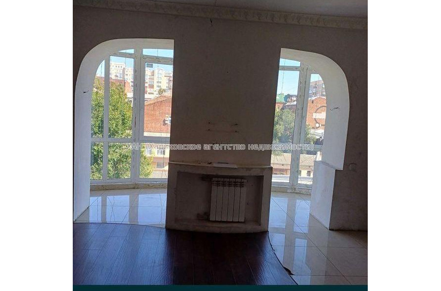 Продам квартиру, Свободы ул. , 1  ком., 60 м², косметический ремонт 