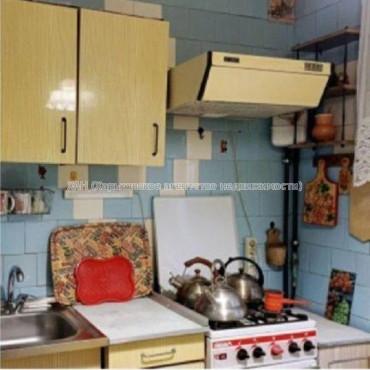 Продам квартиру, Дмитрия Коцюбайло ул. , 3 кім., 64 м², косметический ремонт 