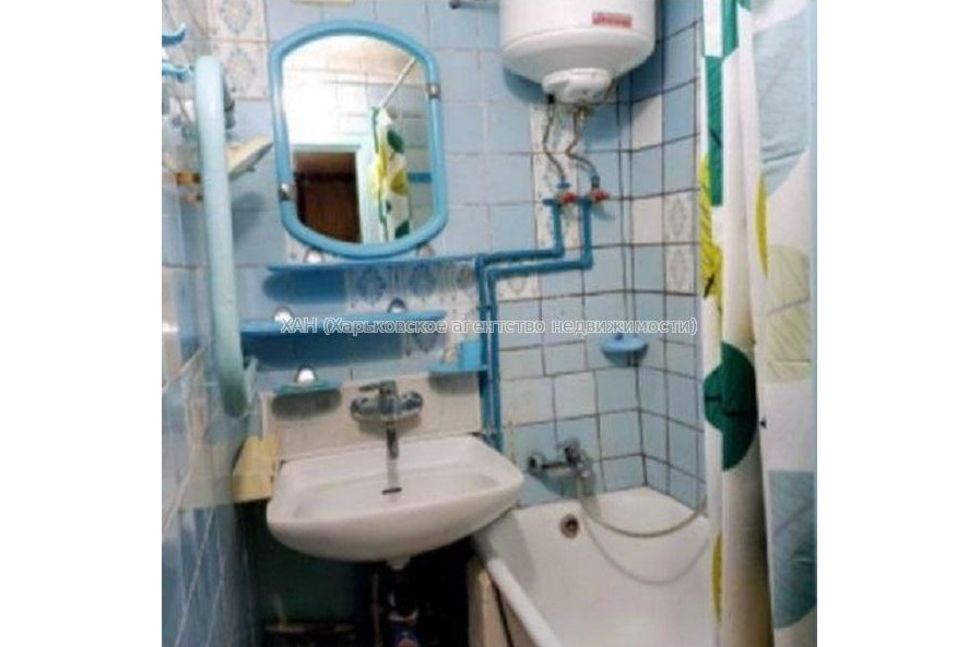 Продам квартиру, Дмитрия Коцюбайло ул. , 3 кім., 64 м², косметический ремонт 