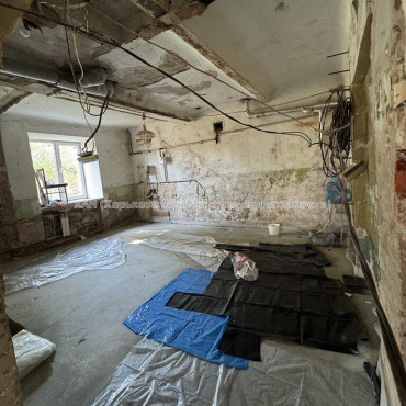 Продам квартиру, Александра Лавренко ул. , 2 кім., 57.30 м², без отделочных работ 