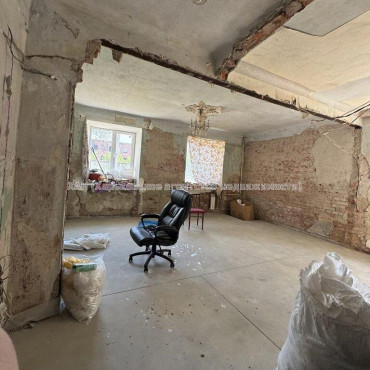 Продам квартиру, Александра Лавренко ул. , 2 кім., 57.30 м², без отделочных работ 