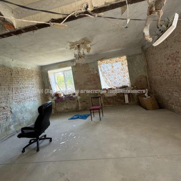 Продам квартиру, Александра Лавренко ул. , 2 кім., 57.30 м², без отделочных работ 