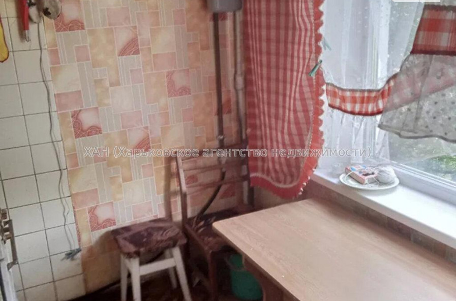 Продам квартиру, Бучмы ул. , 2  ком., 47 м², без ремонта 