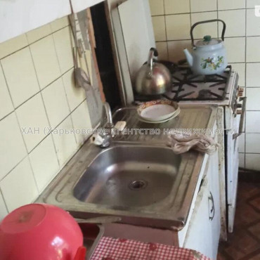 Продам квартиру, Бучмы ул. , 2  ком., 47 м², без ремонта 