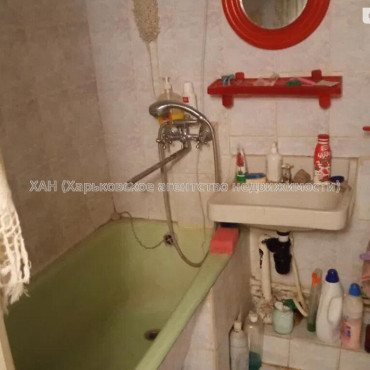 Продам квартиру, Бучмы ул. , 2  ком., 47 м², без ремонта 