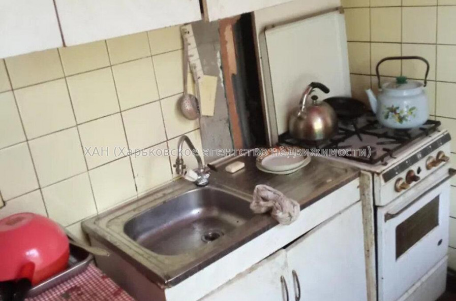 Продам квартиру, Бучмы ул. , 2  ком., 47 м², без ремонта 