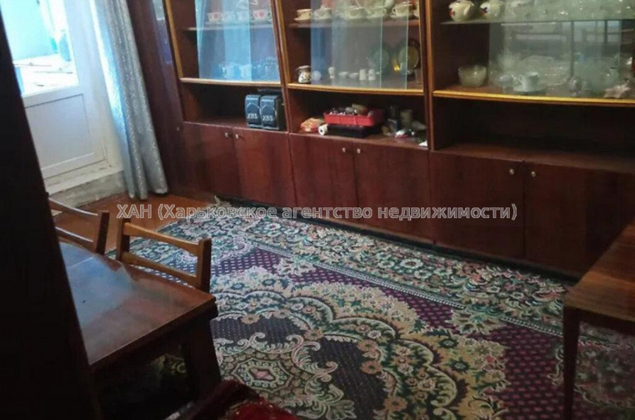Продам квартиру, Бучмы ул. , 2  ком., 47 м², без ремонта 