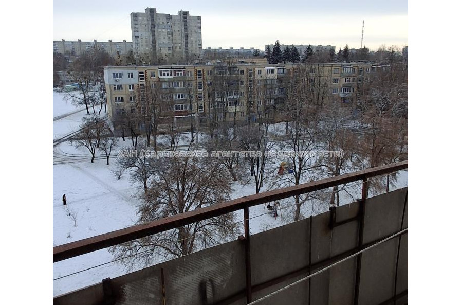 Продам квартиру, Непокоренных ул. , 46 , 1 кім., 37 м², частичный ремонт 