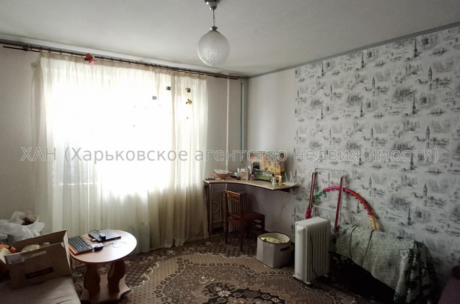 Продам квартиру, Непокоренных ул. , 46 , 1 кім., 37 м², частичный ремонт 