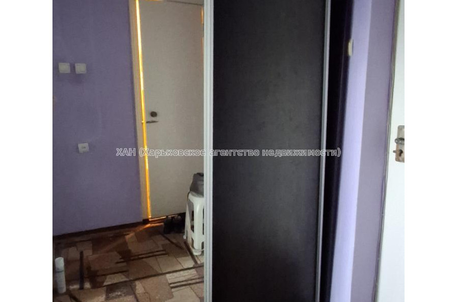 Продам квартиру, Непокоренных ул. , 46 , 1 кім., 37 м², частичный ремонт 