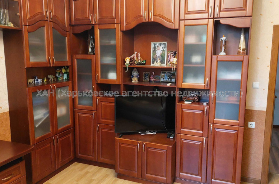 Продам дом, Вокзальная ул. , 239 м², 17 сот., капитальный ремонт 