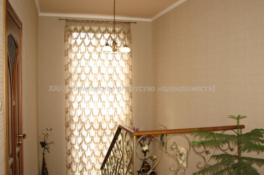 Продам дом, Вокзальная ул. , 239 м², 17 сот., капитальный ремонт 