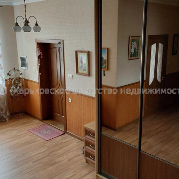 Продам дом, Вокзальная ул. , 239 м², 17 сот., капитальный ремонт 