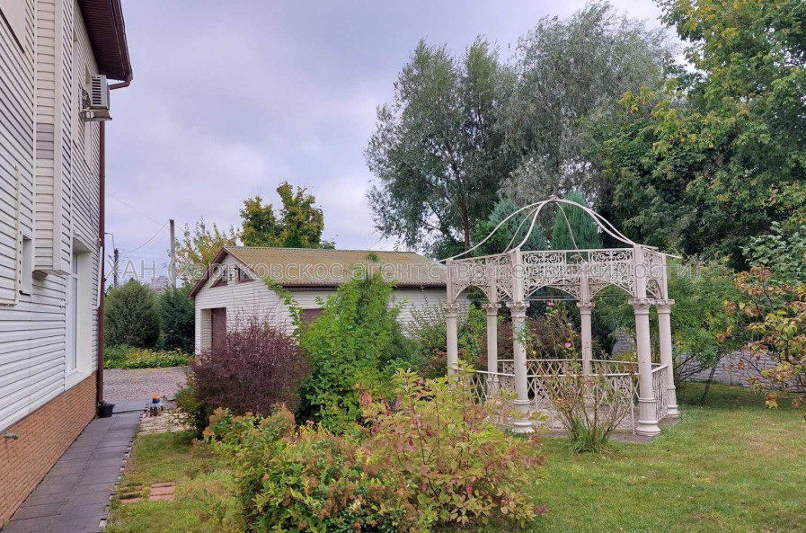 Продам дом, Вокзальная ул. , 239 м², 17 сот., капитальный ремонт 