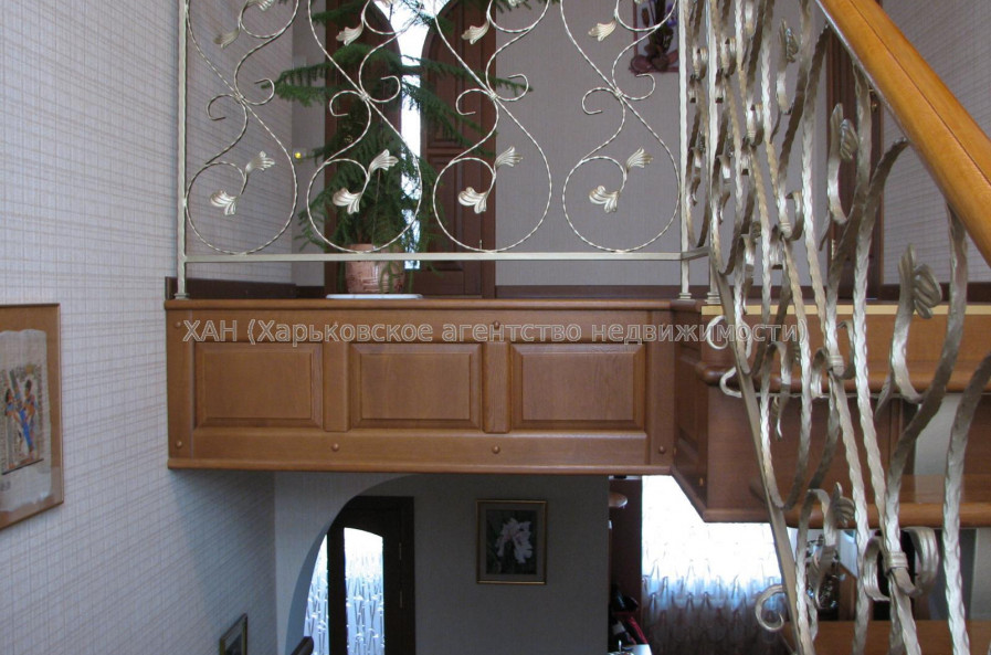 Продам дом, Вокзальная ул. , 239 м², 17 сот., капитальный ремонт 